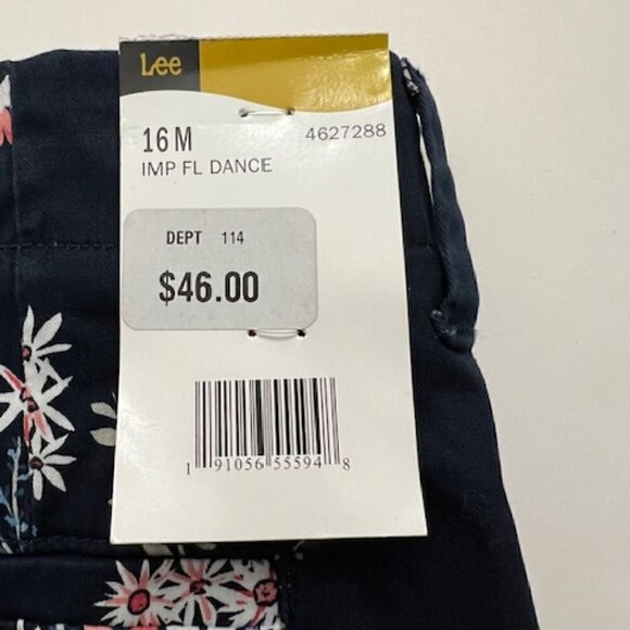 Lee Straight Fit Blue Floral Chino Shorts in Imperial Floral Dance Size 16M - Picture 6 of 7
